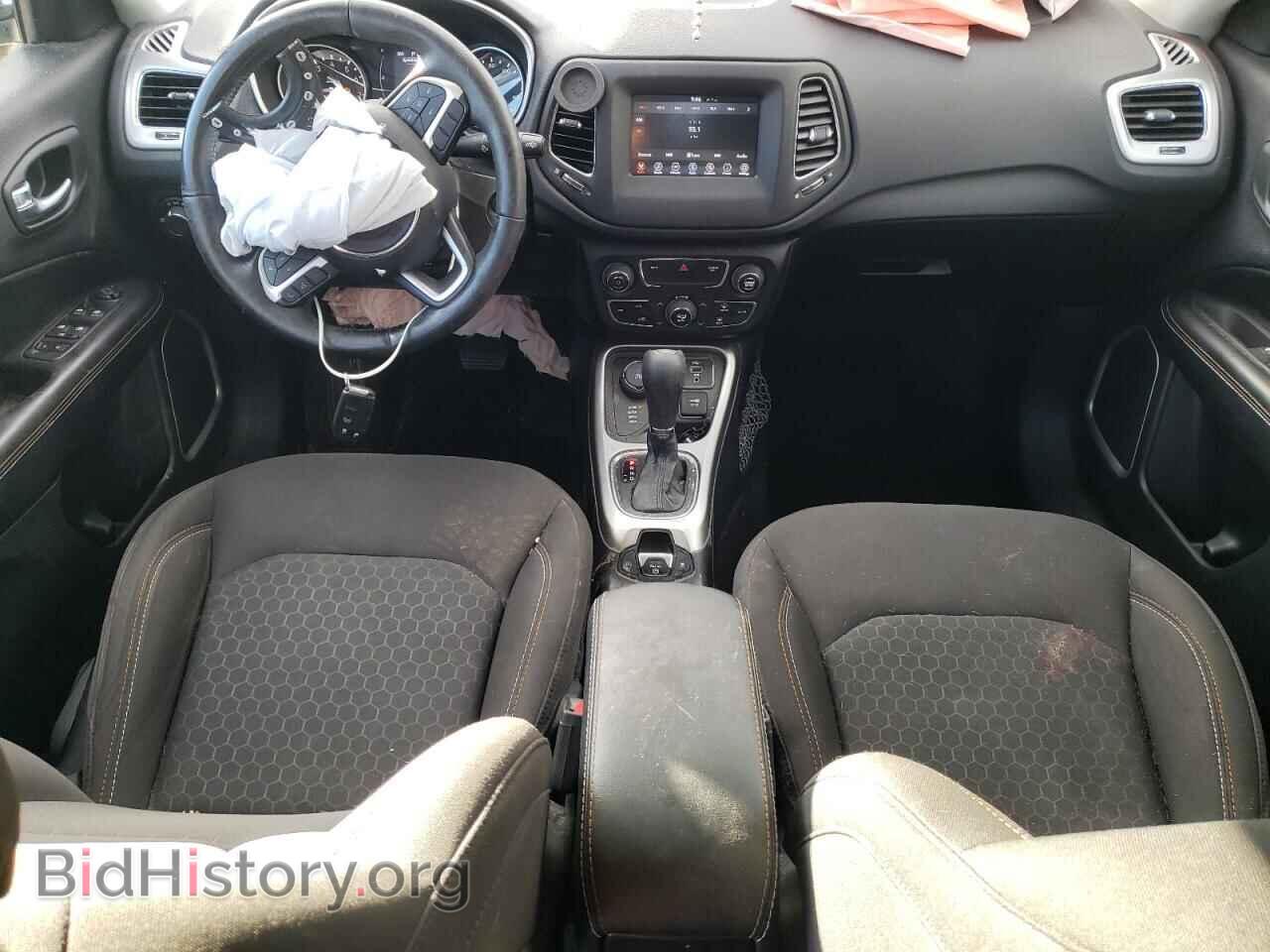 2019 JEEP COMPASS - VIN: 3C4NJDAB0KT811541 - Фото 8