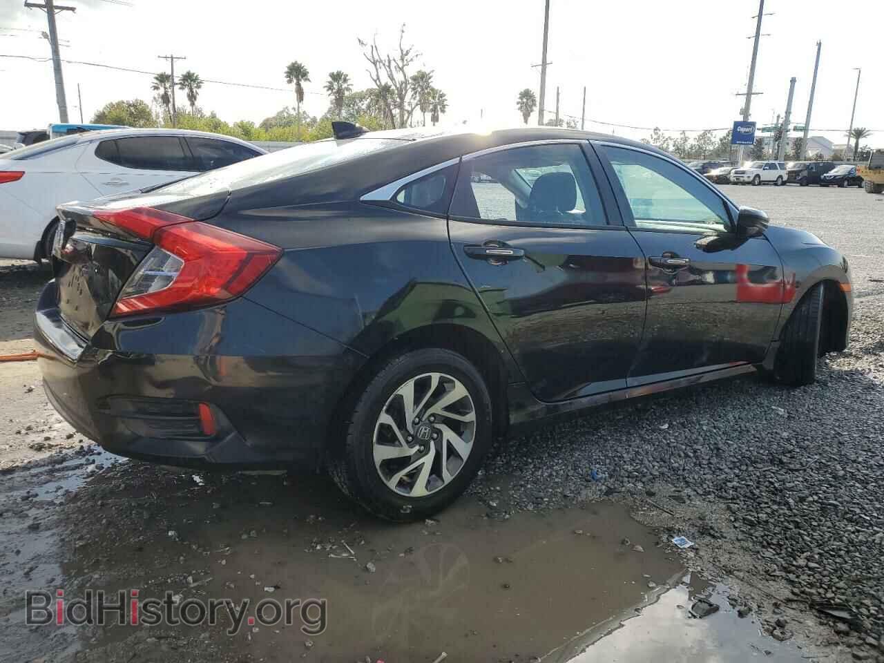 2018 HONDA CIVIC - VIN: 2HGFC2F78JH528112 - Фото 3