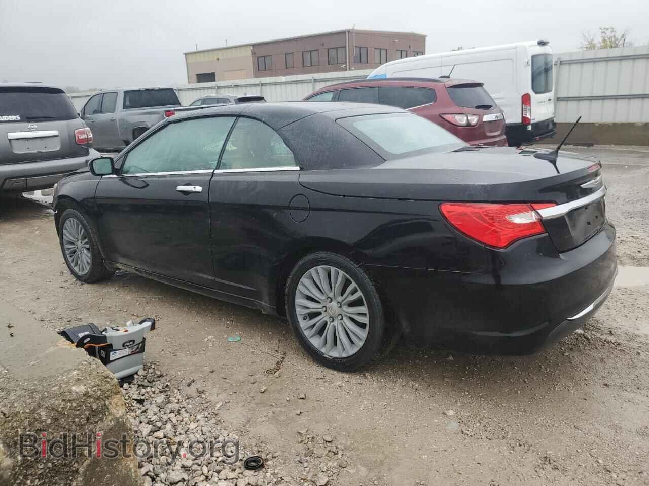 2011 CHRYSLER 200 - VIN: 1C3BC7EG8BN546134 - Фото 2