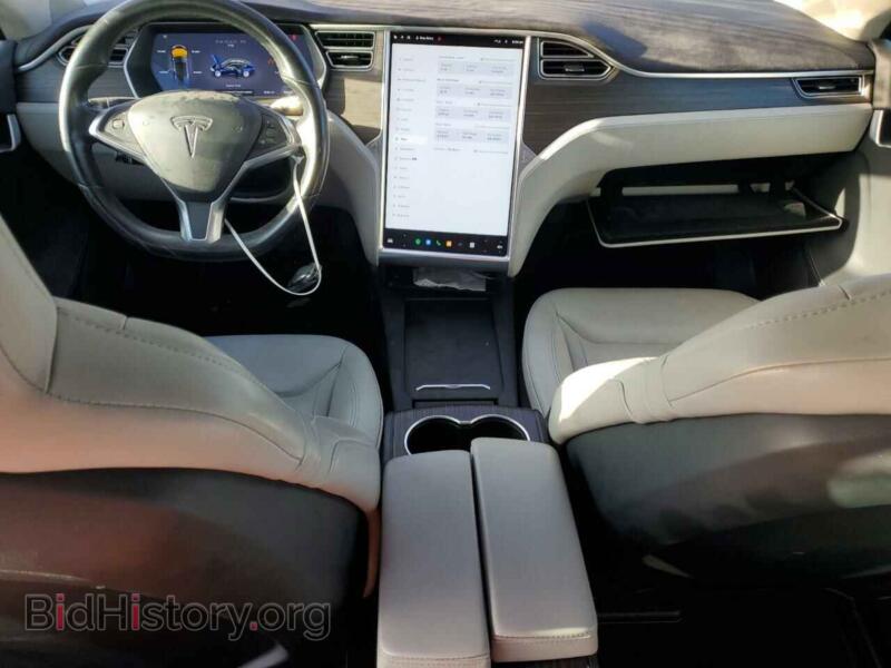 2016 Tesla MODEL S (VIN 5YJSA1E10GF155849) — фото 8 из 14