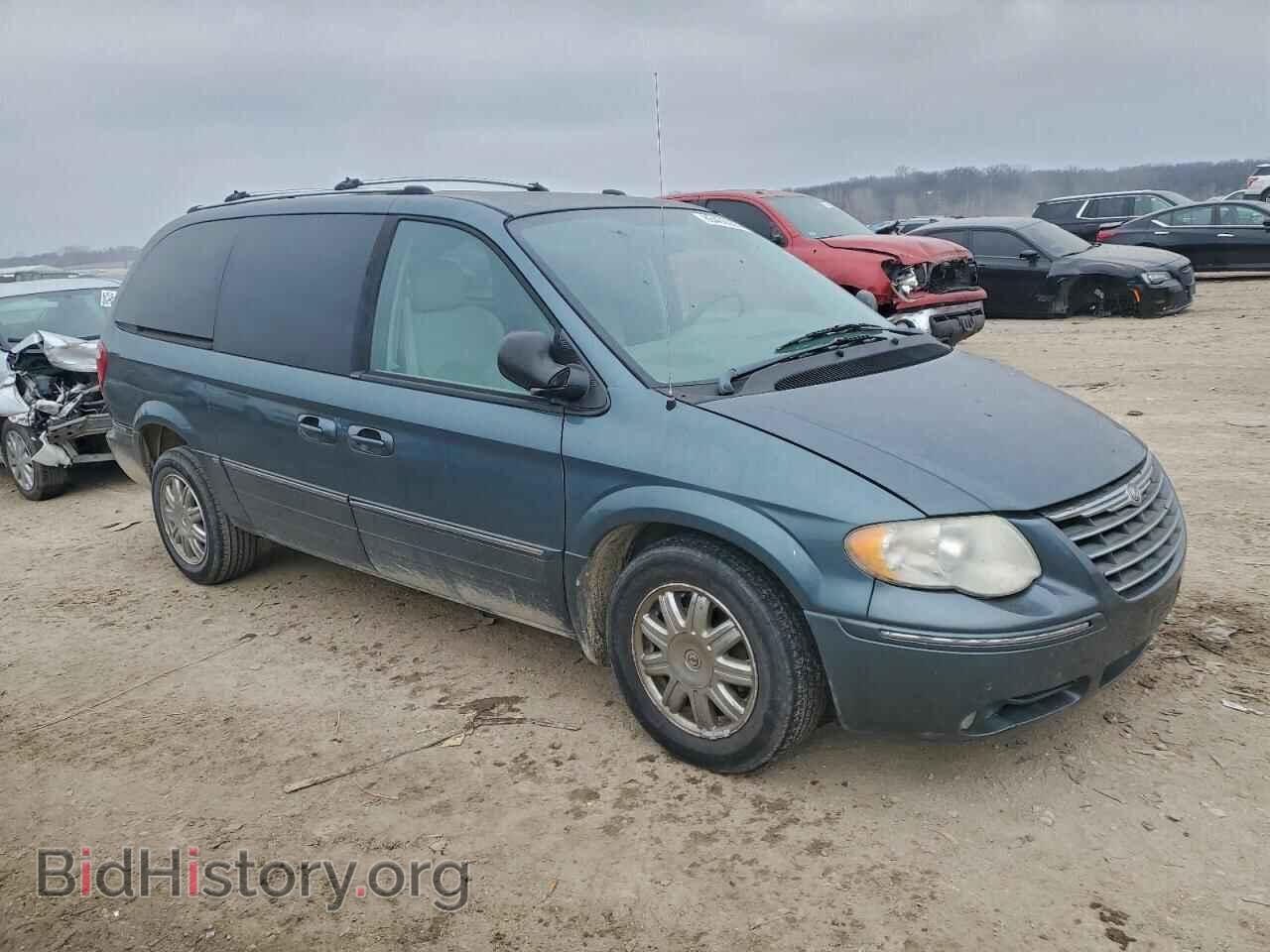 2005 CHRYSLER MINIVAN - VIN: 2C8GP64LX5R457475 - Photo 4