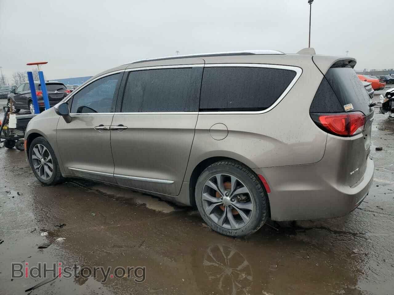 2017 CHRYSLER PACIFICA - VIN: 2C4RC1GG3HR591563 - Фото 2