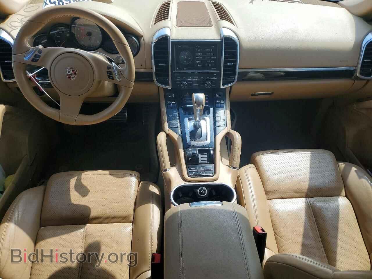 2011 PORSCHE CAYENNE - VIN: WP1AB2A28BLA45231 - Photo 8