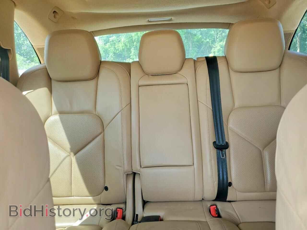 2011 PORSCHE CAYENNE - VIN: WP1AB2A28BLA45231 - Photo 10
