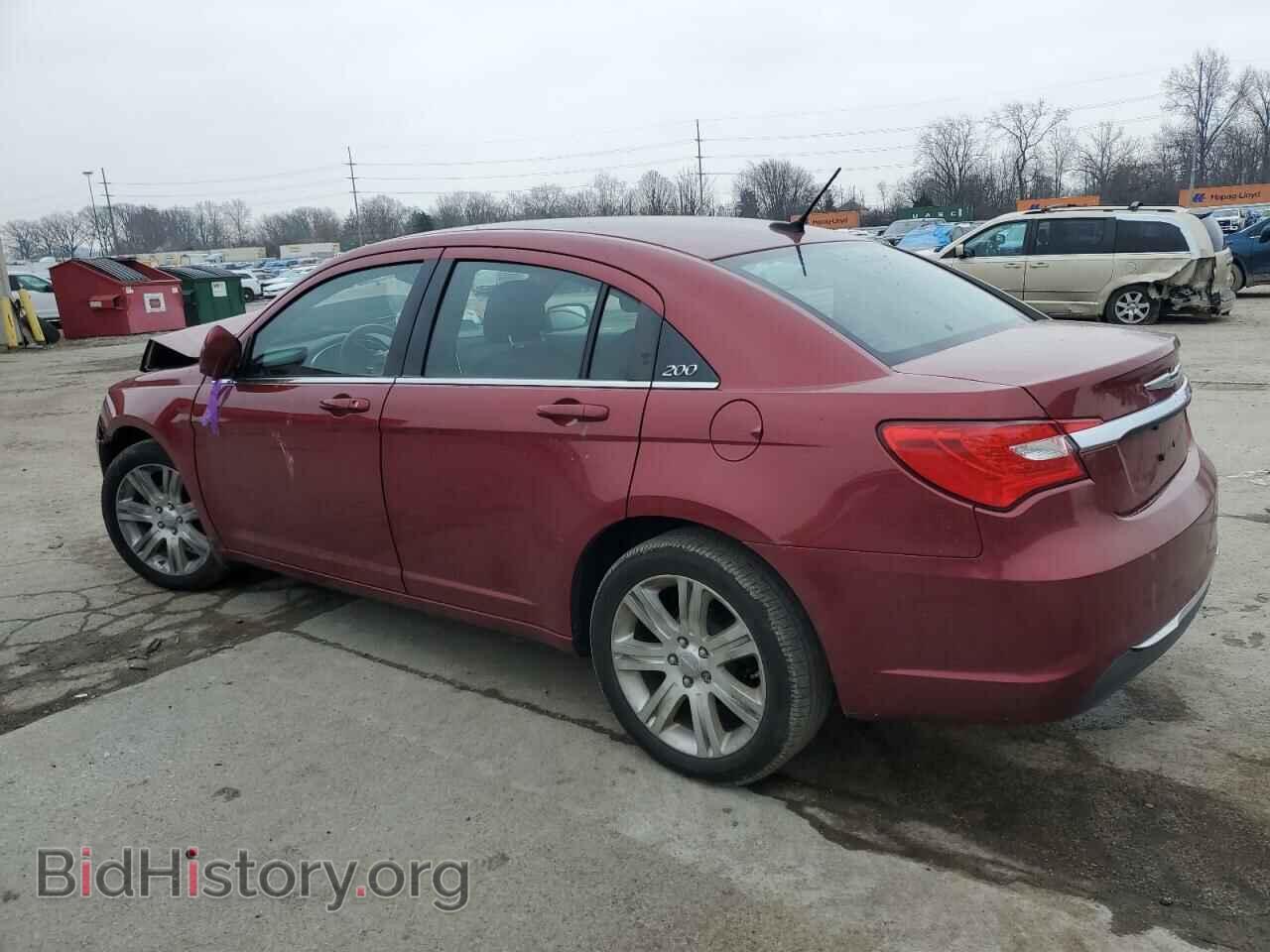2013 CHRYSLER 200 - VIN: 1C3CCBAB6DN648214 - Фото 2