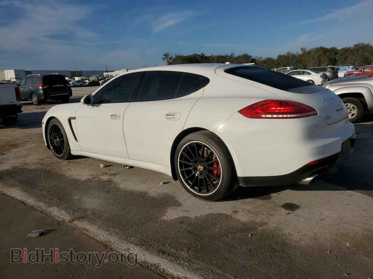 2016 PORSCHE PANAMERA - VIN: WP0AB2A75GL050617 - Фото 2