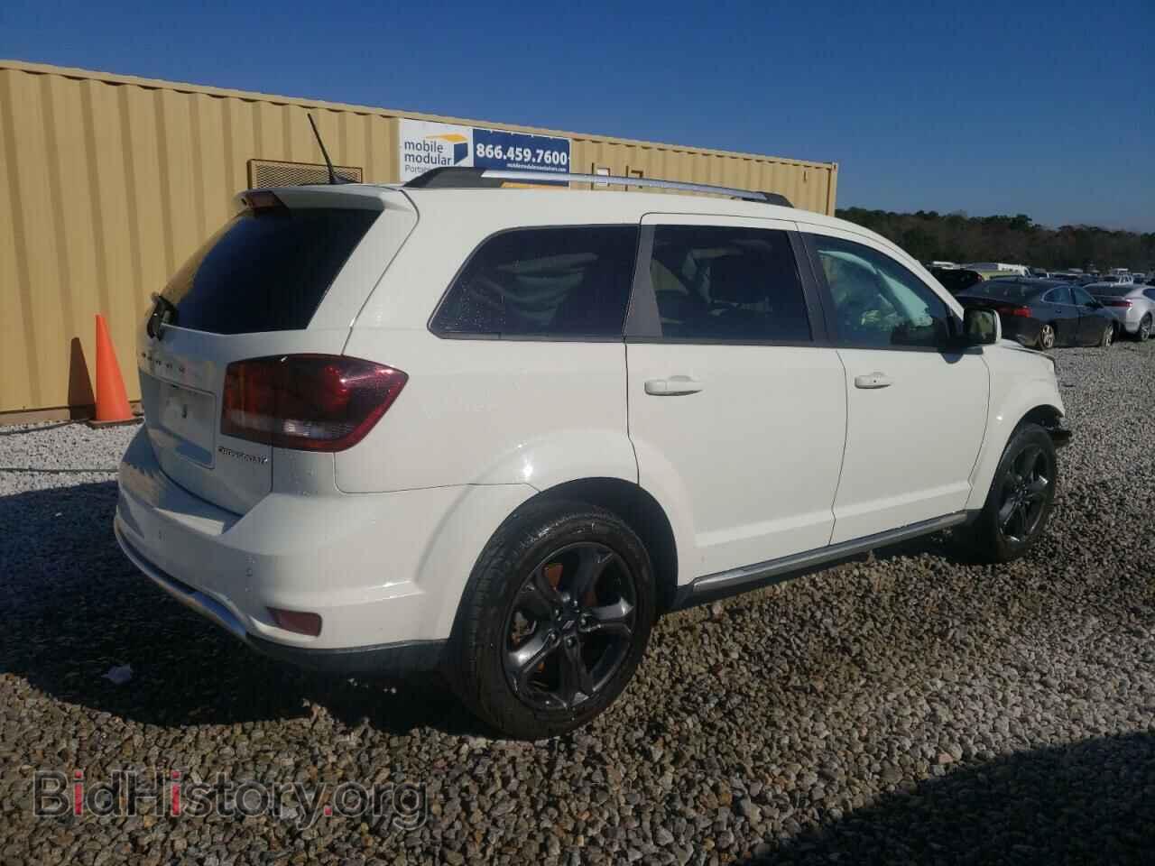2020 DODGE JOURNEY - VIN: 3C4PDCGB5LT267332 - Фото 3