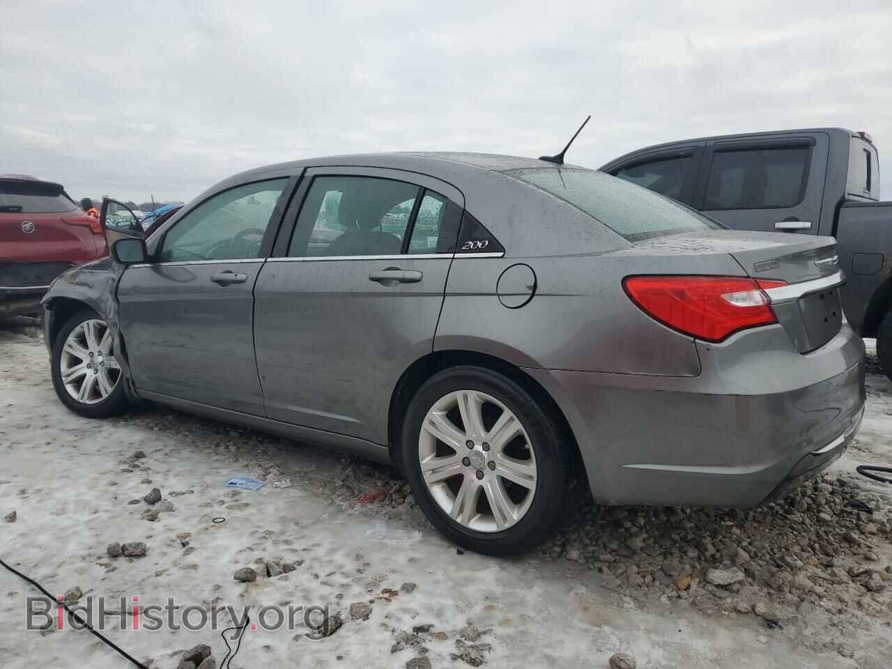2013 CHRYSLER 200 - VIN: 1C3CCBBB6DN694589 - Фото 2