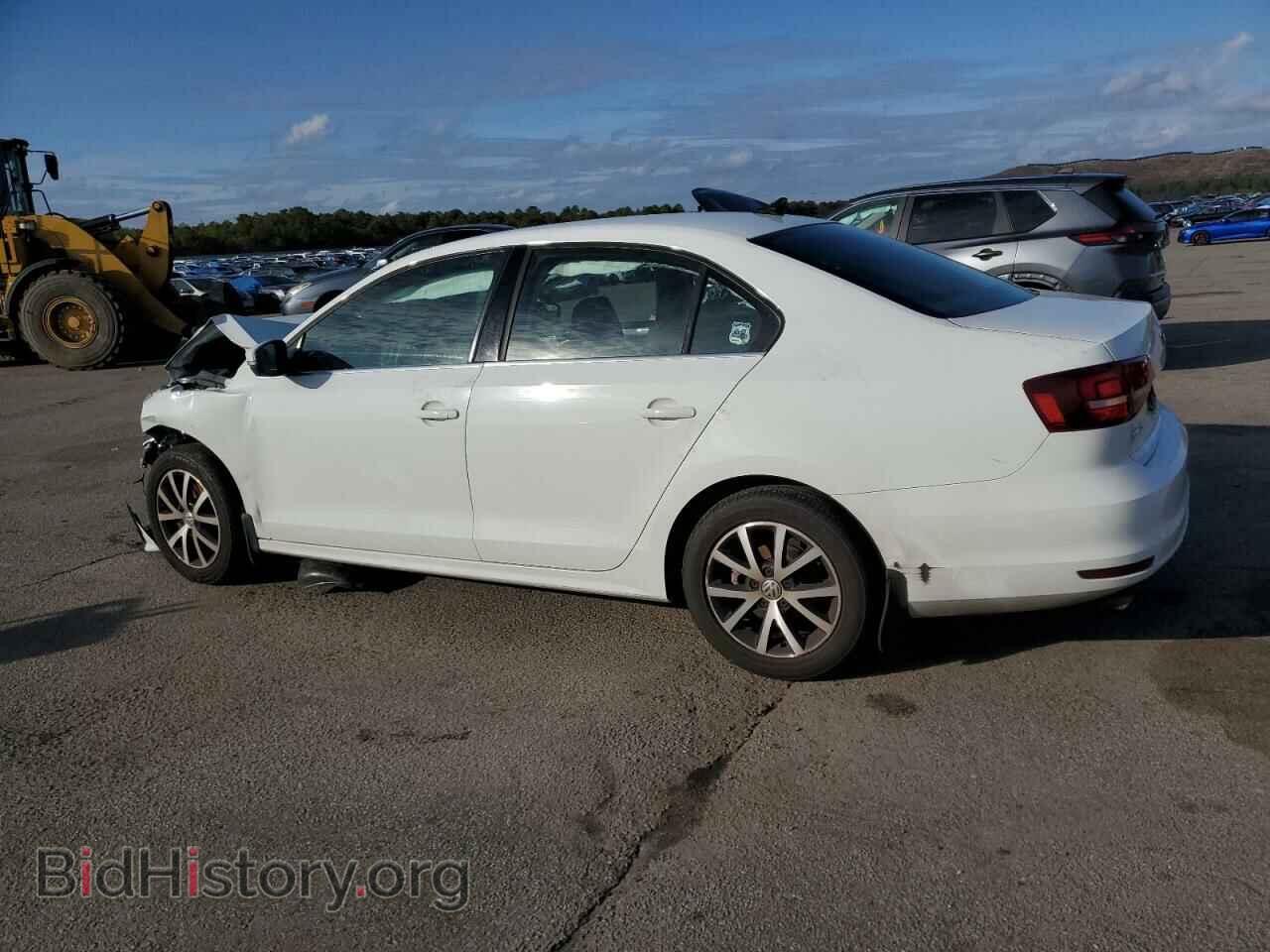2017 VOLKSWAGEN JETTA - VIN: 3VWDB7AJ3HM383000 - Фото 2