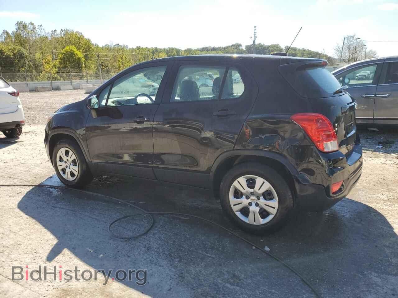 2017 CHEVROLET TRAX - VIN: 3GNCJKSB3HL280846 - Фото 2