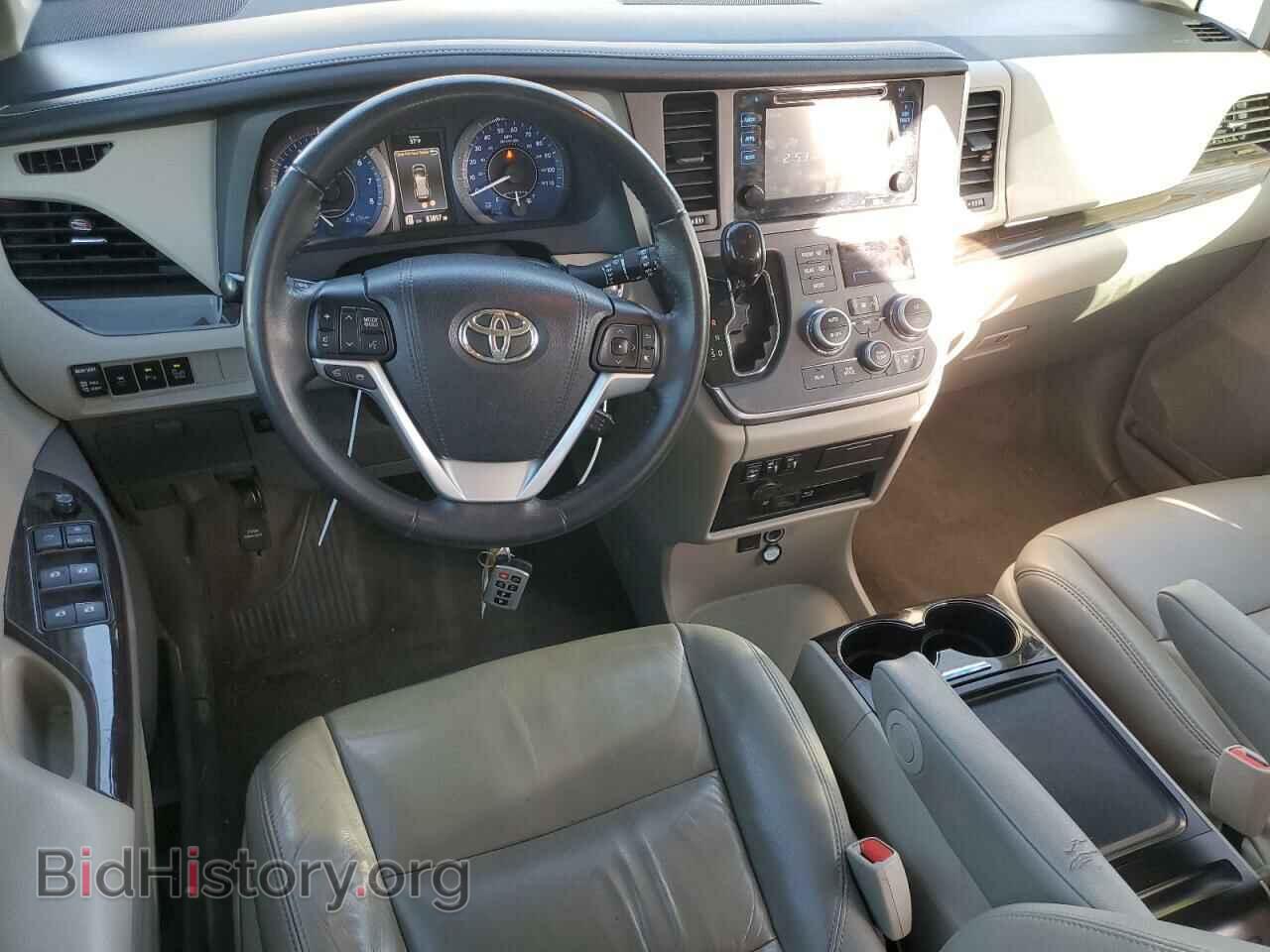 2017 TOYOTA All Models - VIN: 5TDYZ3DC4HS787879 - Фото 8