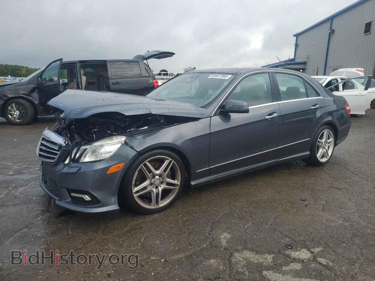 Photo WDDHF7CB0BA396571 - MERCEDES-BENZ E-CLASS 2011