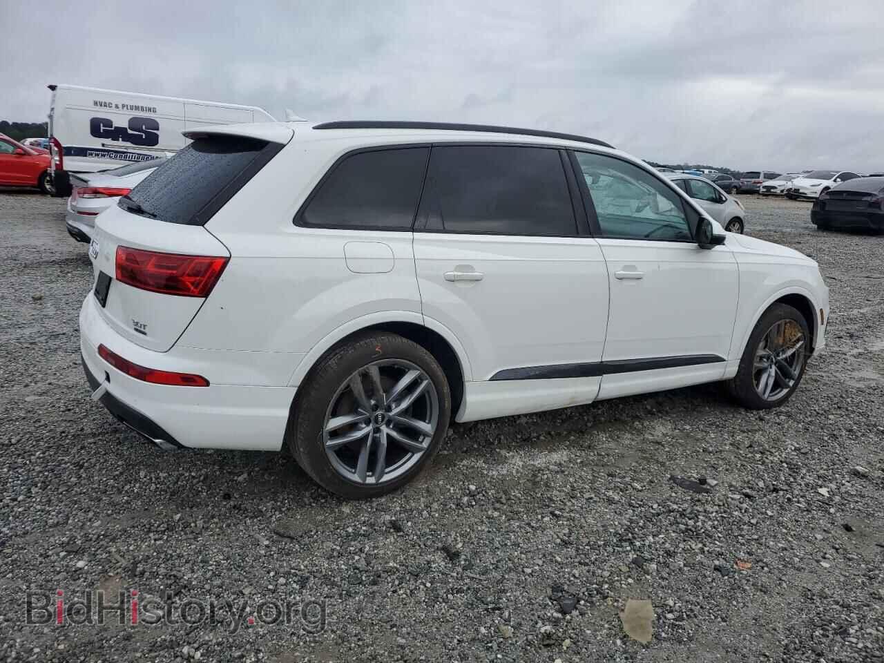 2017 AUDI Q7 - VIN: WA1VAAF7XHD049430 - Фото 3