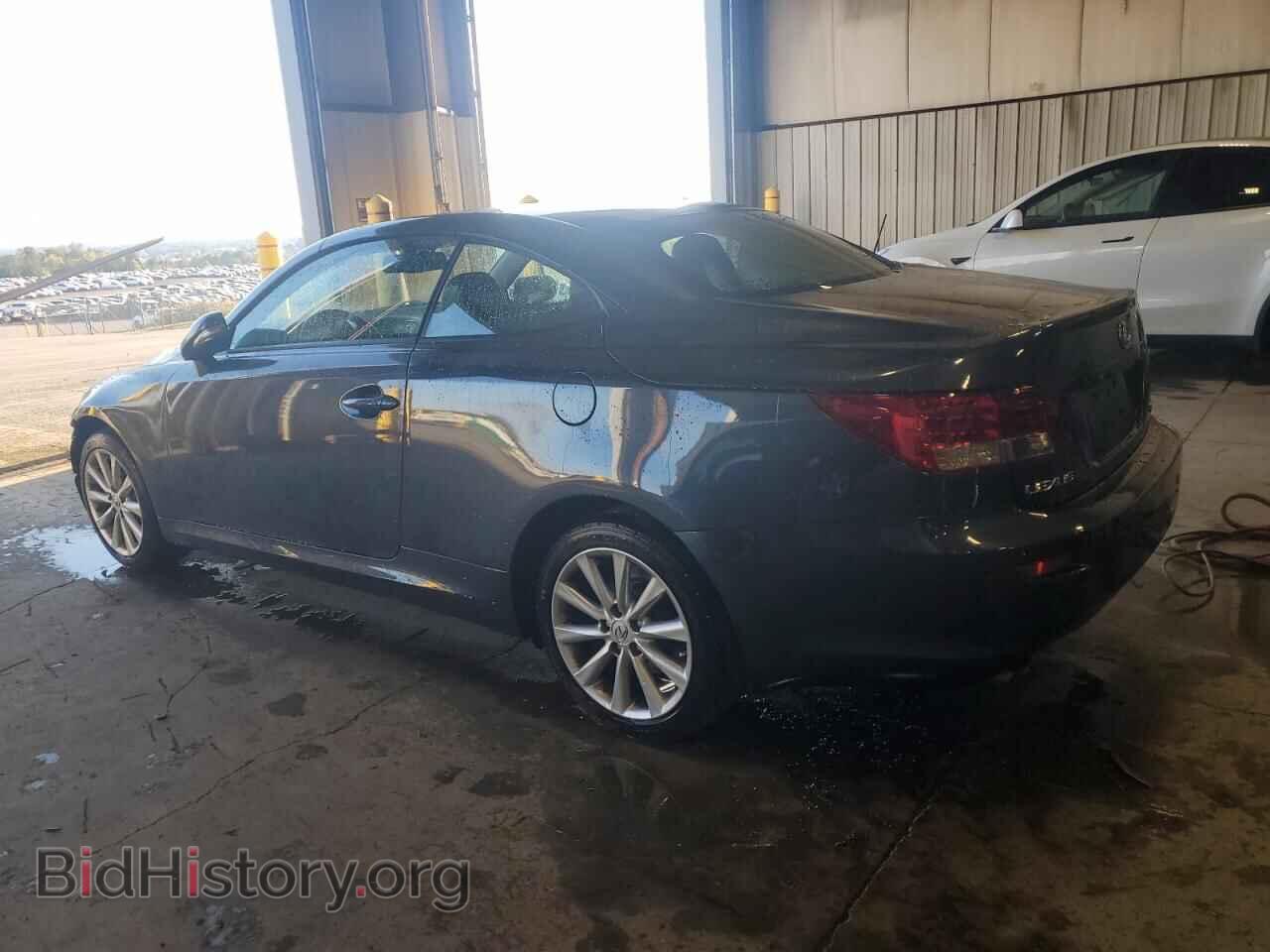 2010 LEXUS IS - VIN: JTHFE2C29A2500196 - Фото 2