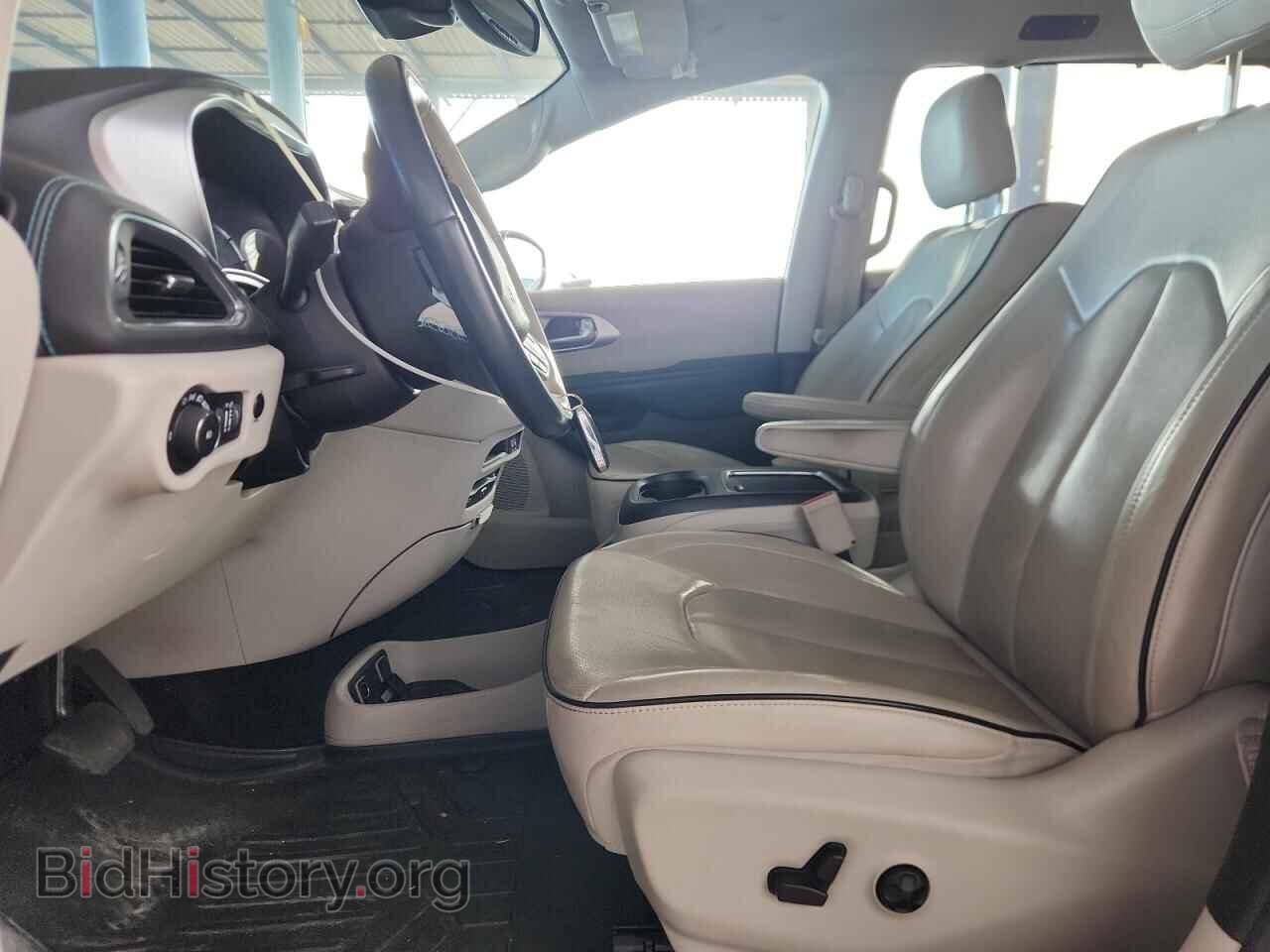 2019 CHRYSLER PACIFICA - VIN: 2C4RC1N7XKR706623 - Фото 7