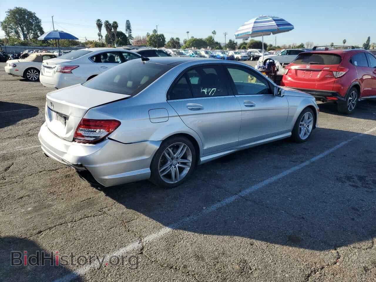 2014 MERCEDES-BENZ C-CLASS - VIN: WDDGF4HB7EA962197 - Фото 3