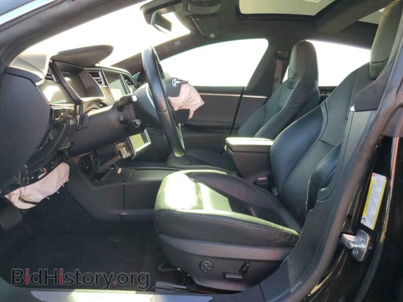 2016 Tesla MODEL S (VIN 5YJSA1E12GF158879) — фото 7 из 13