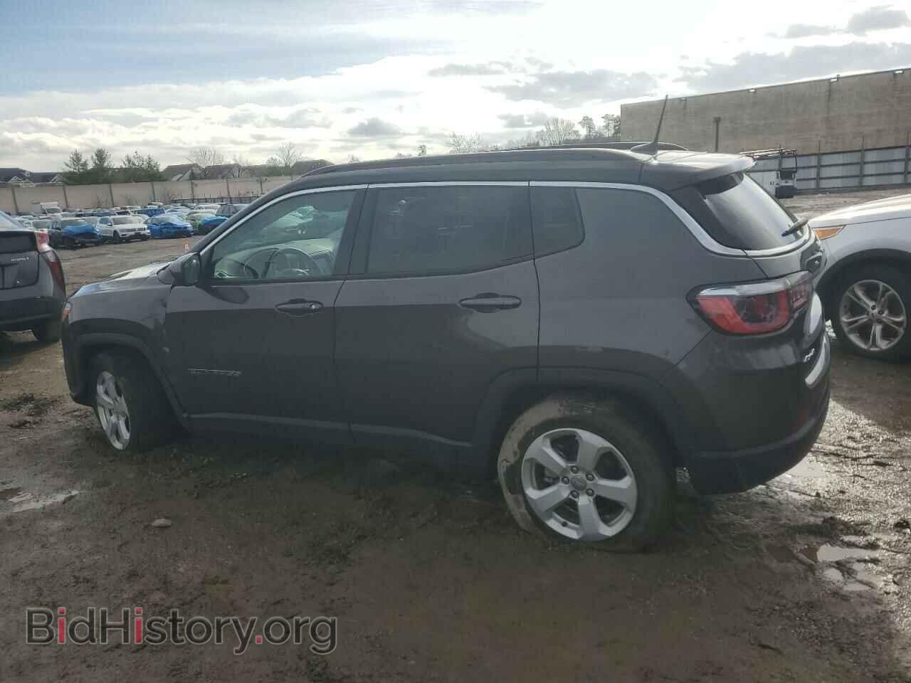 2018 JEEP COMPASS - VIN: 3C4NJDBB2JT345110 - Photo 2