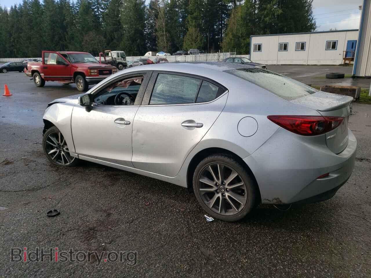 2018 MAZDA 3 - VIN: 3MZBN1V36JM201285 - Фото 2