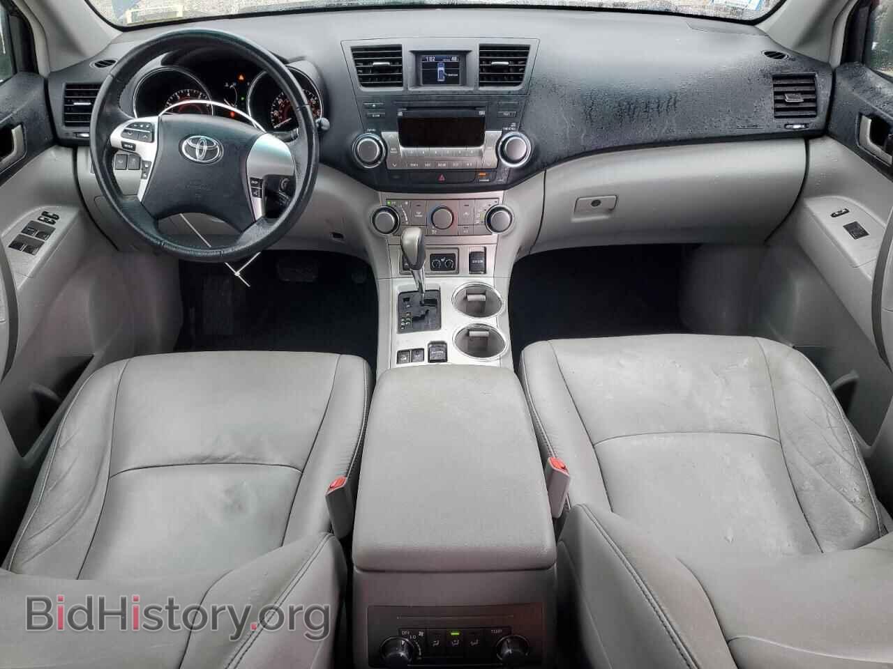 2012 TOYOTA HIGHLANDER - VIN: 5TDBK3EH8CS106961 - Фото 8