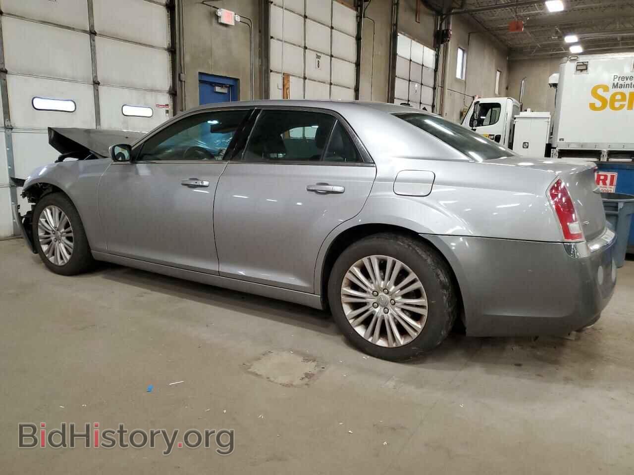 2014 CHRYSLER 300 - VIN: 2C3CCARG1EH211760 - Фото 2