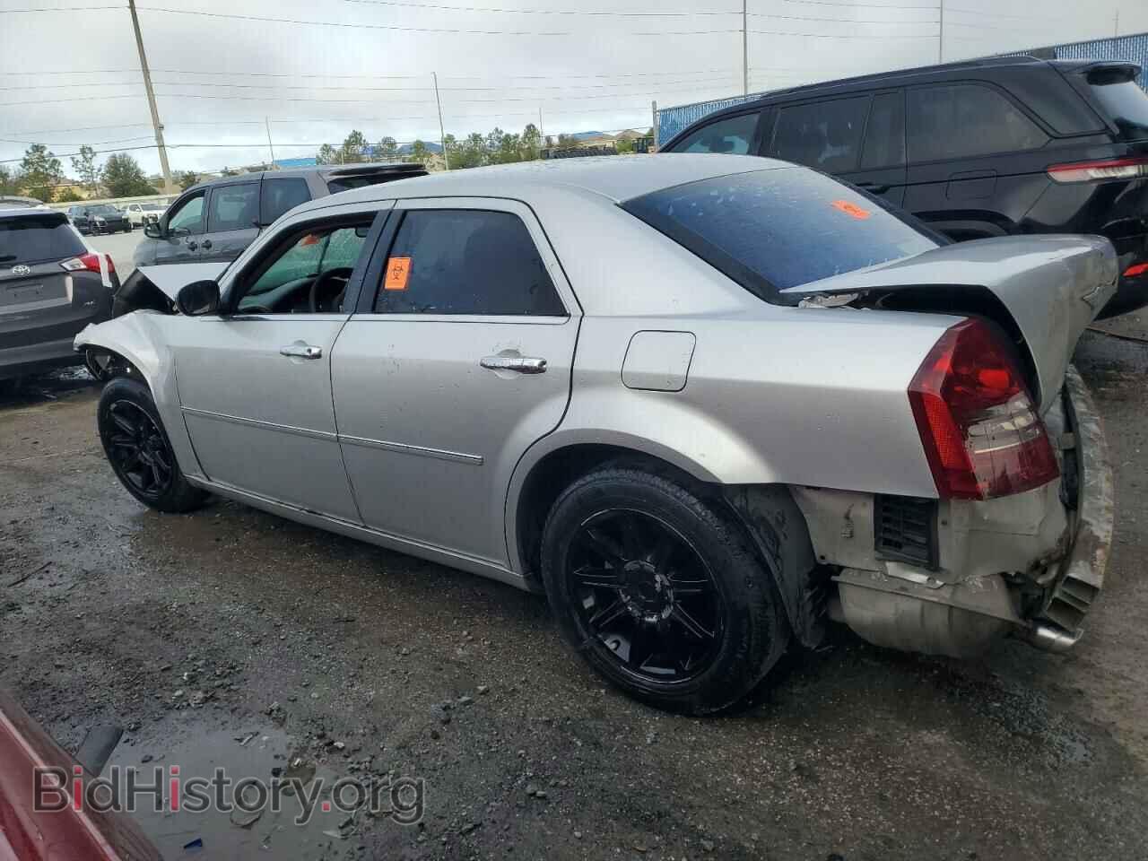 2005 CHRYSLER 300 - VIN: 2C3AA63H05H124055 - Фото 2