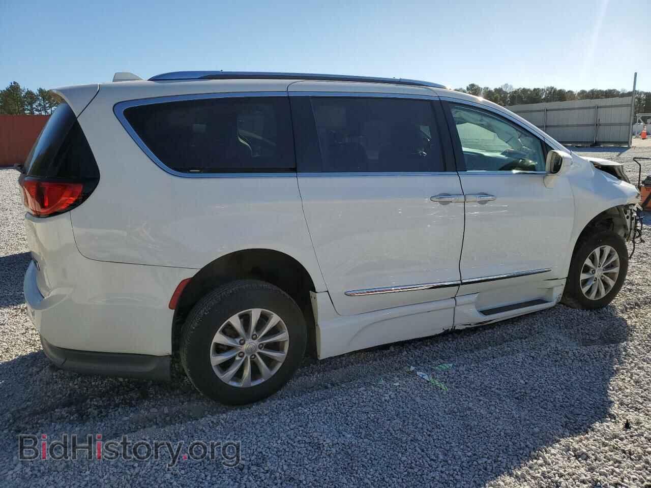 2019 CHRYSLER PACIFICA - VIN: 2C4RC1BG3KR700862 - Photo 3