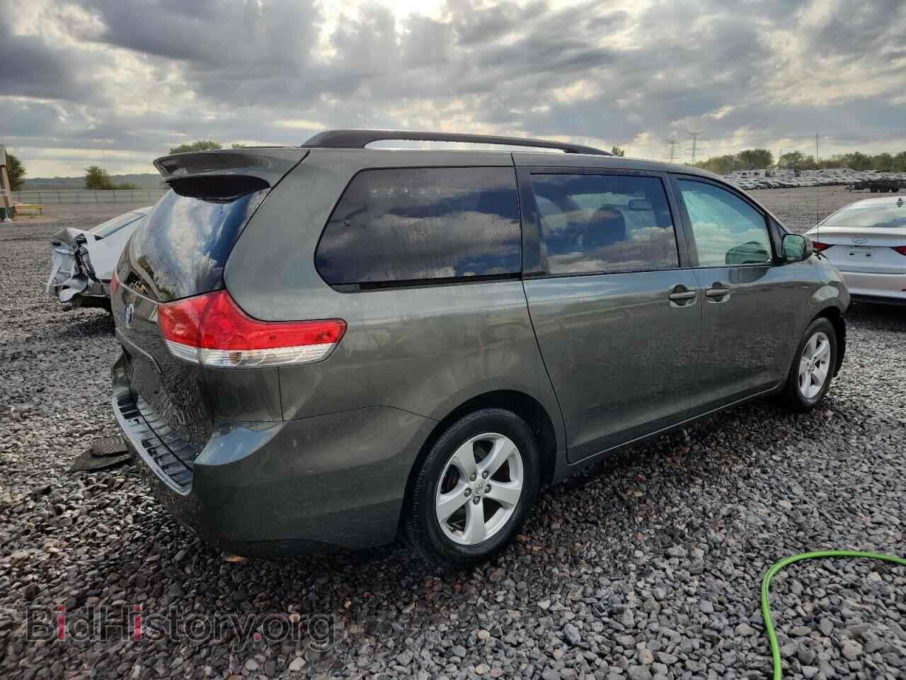 2013 TOYOTA All Models - VIN: 5TDKK3DC1DS285870 - Фото 3