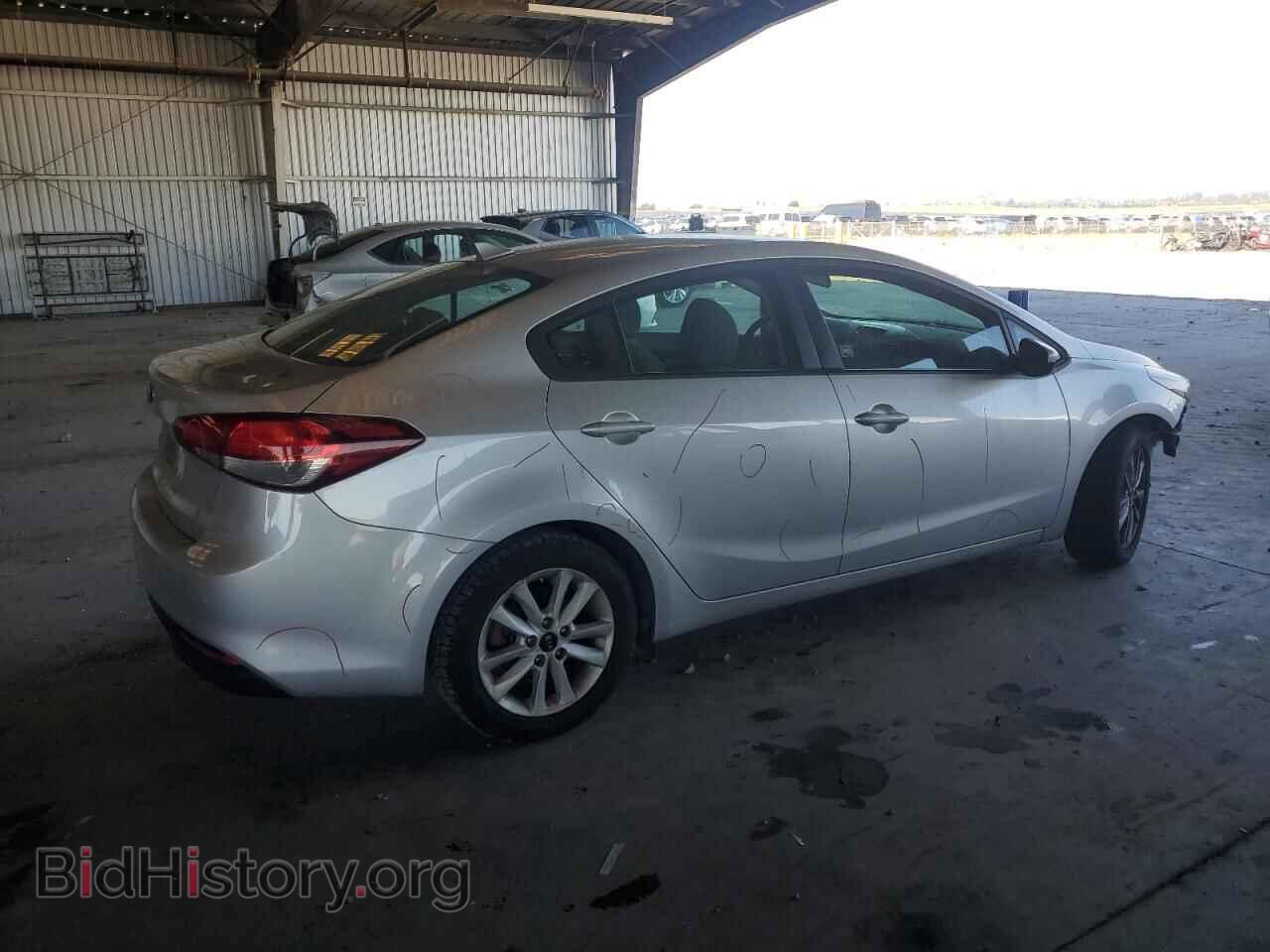 2017 KIA FORTE - VIN: 3KPFL4A7XHE011286 - Фото 3