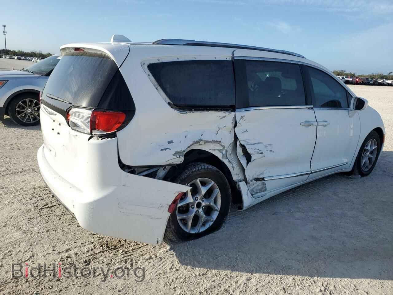2017 CHRYSLER PACIFICA - VIN: 2C4RC1EGXHR669324 - Photo 3