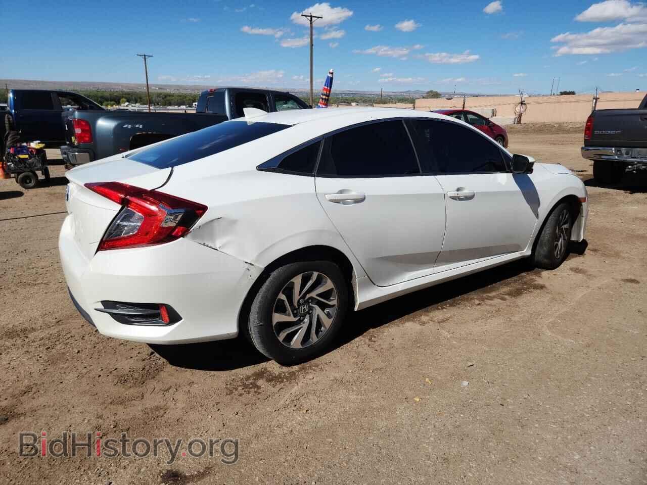 2018 HONDA CIVIC - VIN: 2HGFC2F76JH536242 - Фото 3