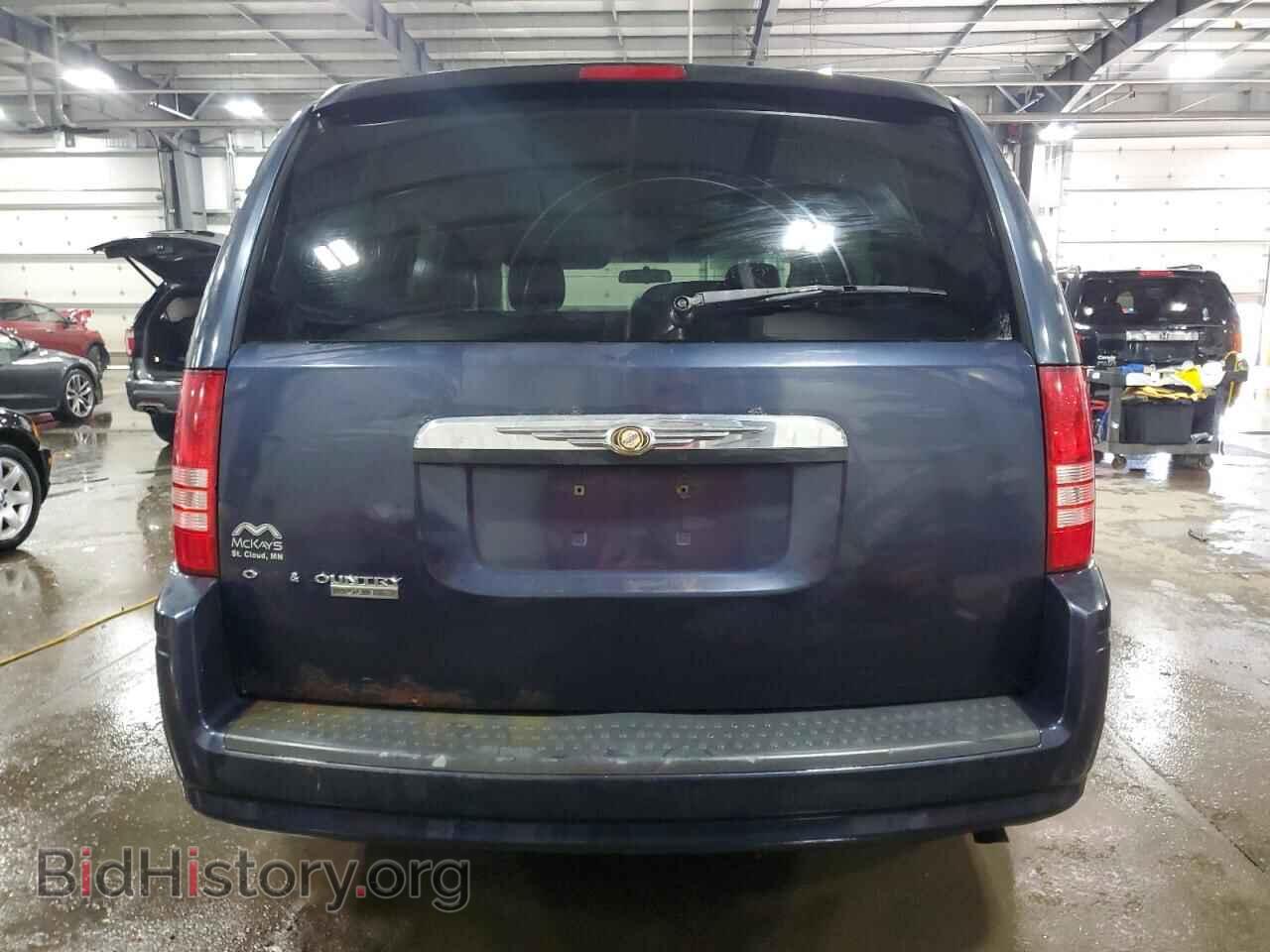 2008 CHRYSLER MINIVAN - VIN: 2A8HR54P18R671474 - Фото 6