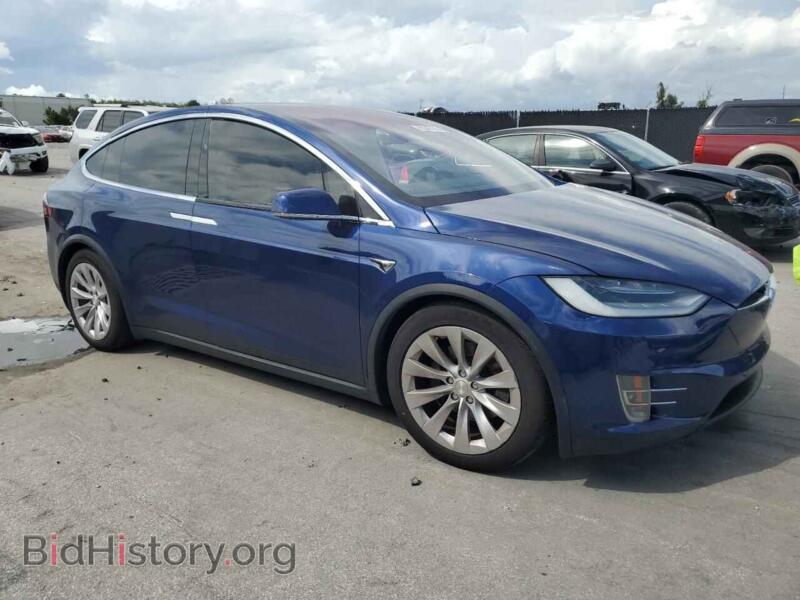 2019 Tesla MODEL X (VIN 5YJXCBE28KF151653) — фото 4 из 14