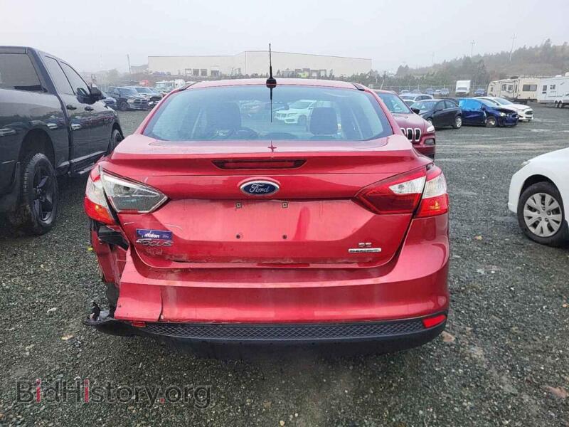 2012 Ford FOCUS (VIN 1FAHP3F2XCL364458) — photo 6 of 12