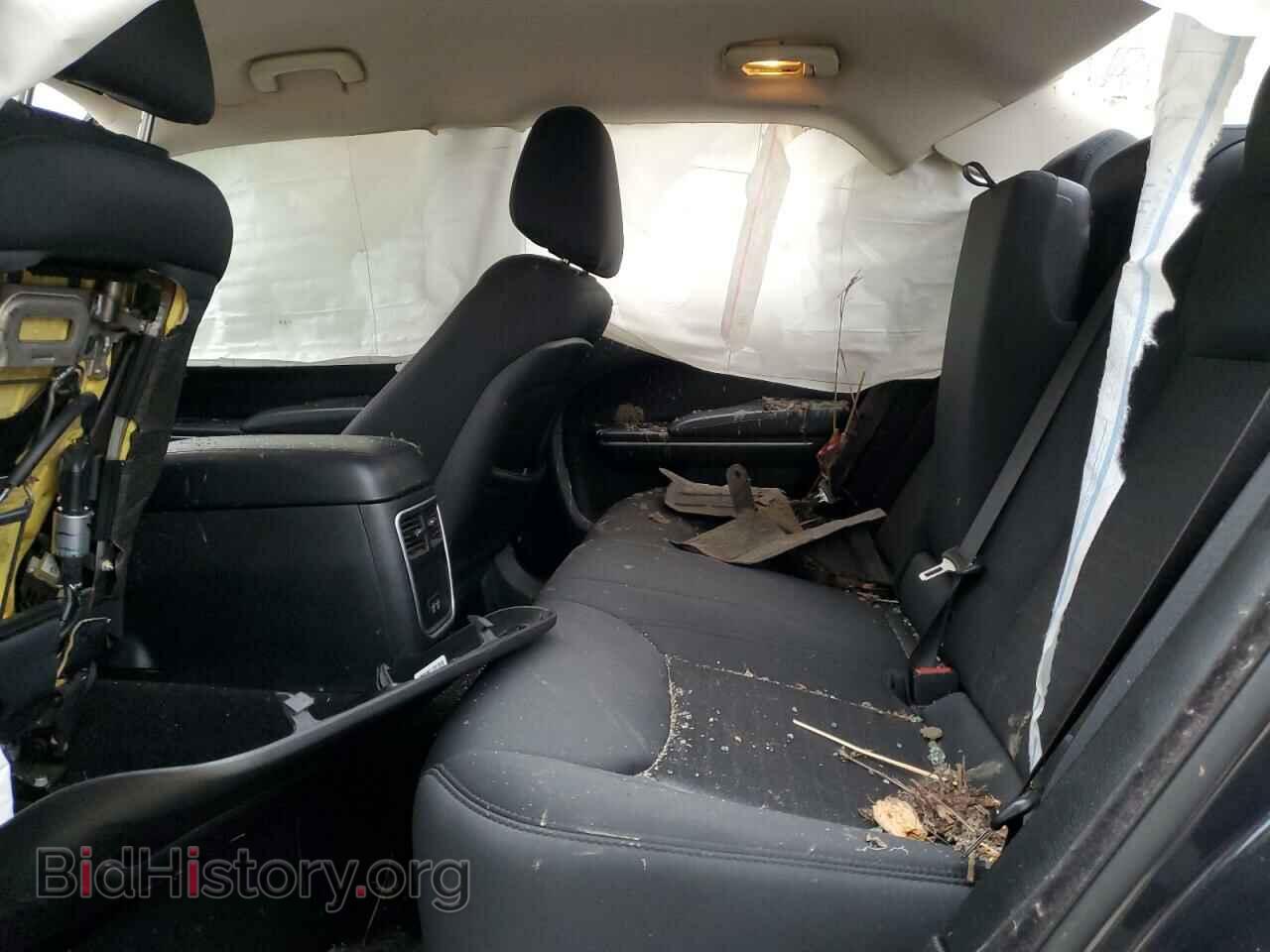 2019 CHRYSLER 300 - VIN: 2C3CCAAG1KH610322 - Фото 10