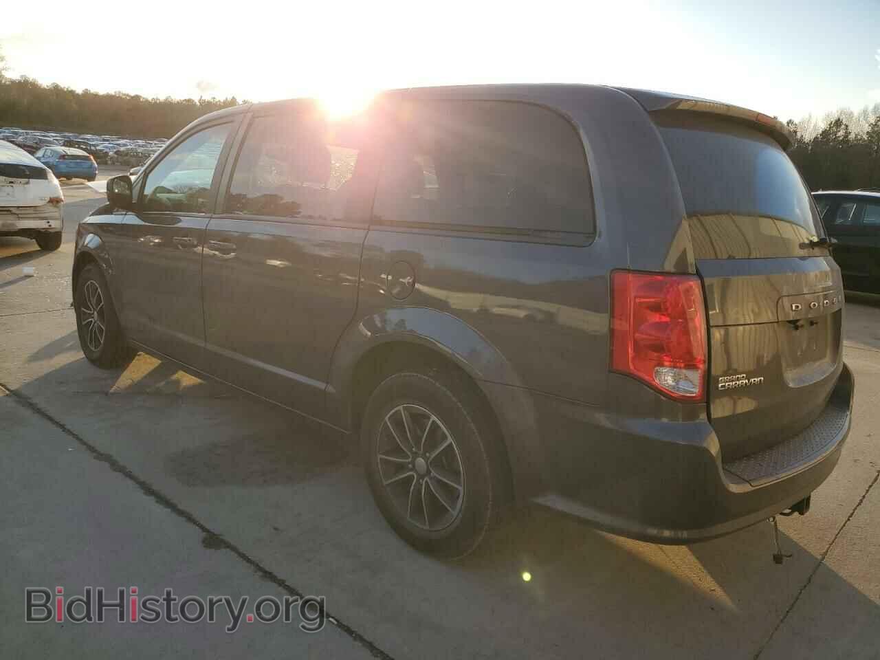 2018 DODGE CARAVAN - VIN: 2C4RDGBGXJR134648 - Фото 2