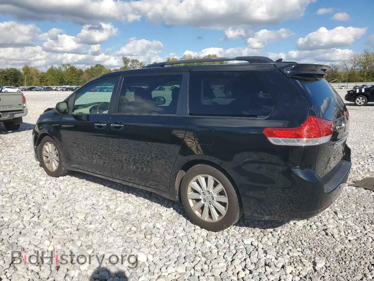 2011 TOYOTA All Models - VIN: 5TDYK3DC0BS092391 - Фото 2