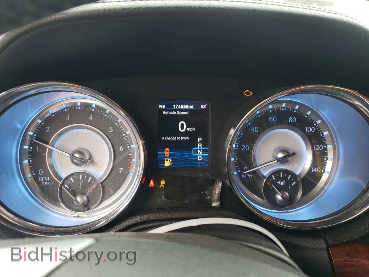 2012 CHRYSLER 300 - VIN: 2C3CCACG6CH310841 - Фото 9