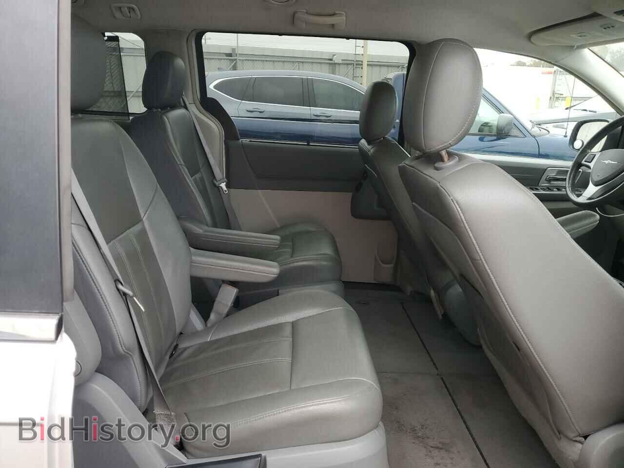 2008 CHRYSLER MINIVAN - VIN: 2A8HR54P08R650857 - Фото 11