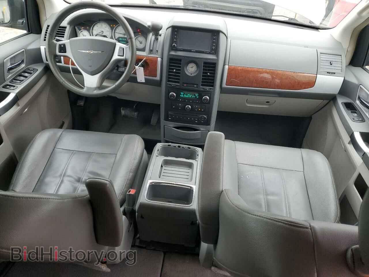 2008 CHRYSLER MINIVAN - VIN: 2A8HR54P08R650857 - Фото 8