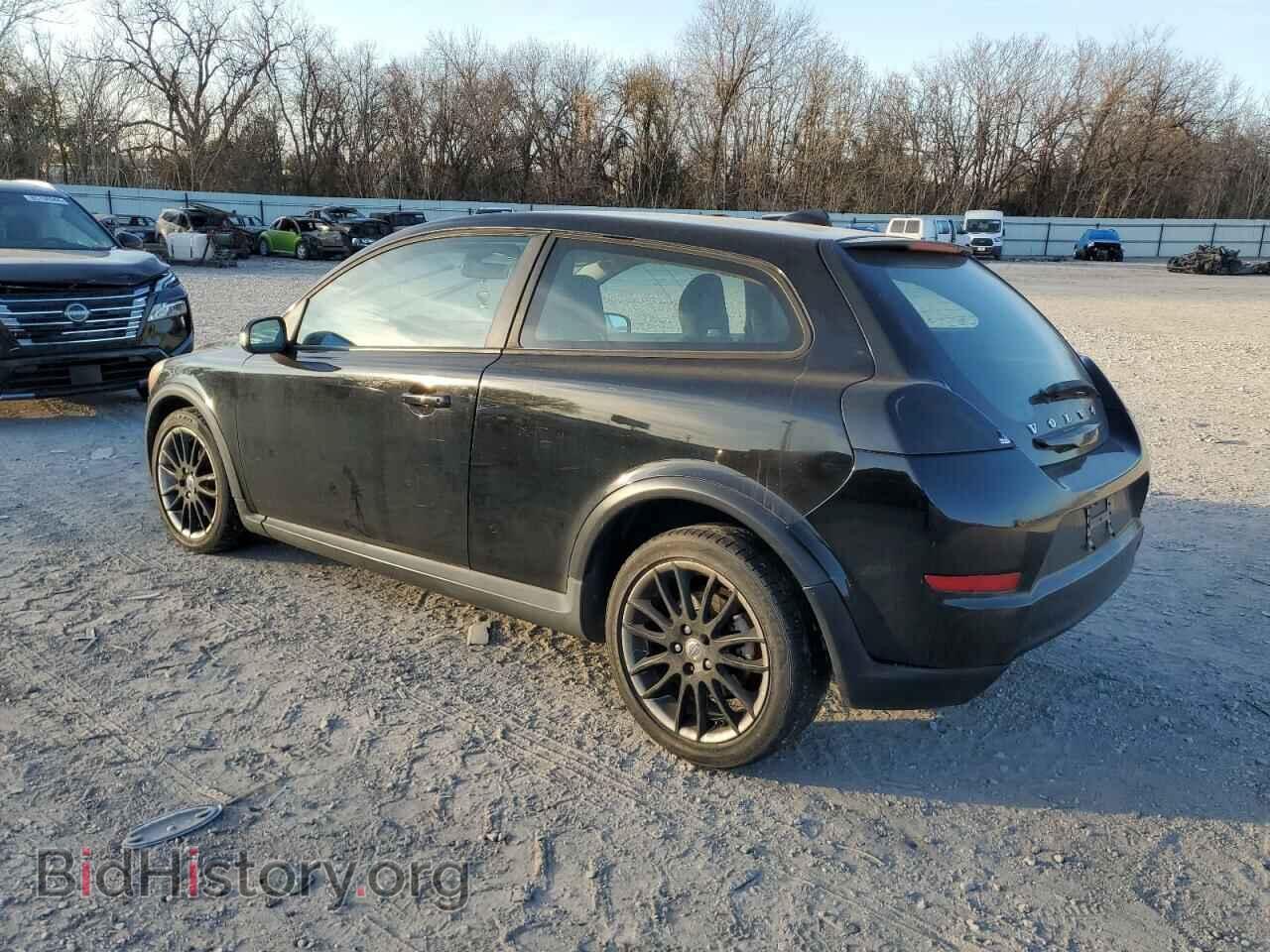 2011 VOLVO C30 - VIN: YV1672MK4B2191498 - Фото 2