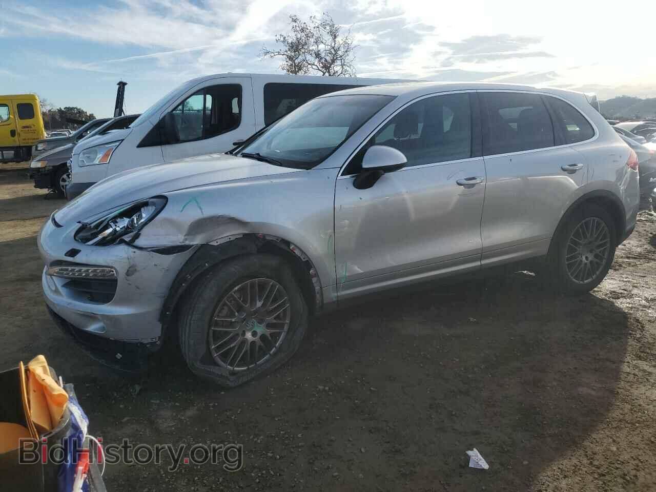 Photo WP1AB2A22CLA43573 - PORSCHE CAYENNE 2012