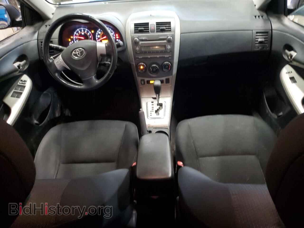 2010 TOYOTA COROLLA - VIN: 2T1BU4EE7AC266700 - Фото 8