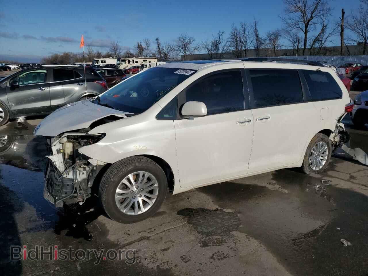 Photo 5TDYZ3DC4HS893460 - TOYOTA All Models 2017