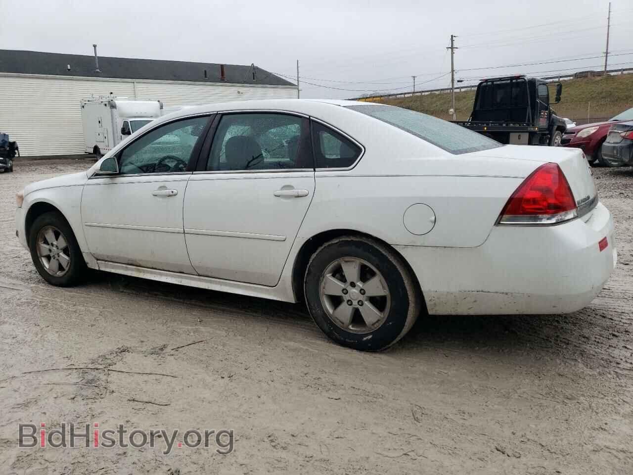 2011 CHEVROLET IMPALA - VIN: 2G1WG5EK8B1261552 - Фото 2