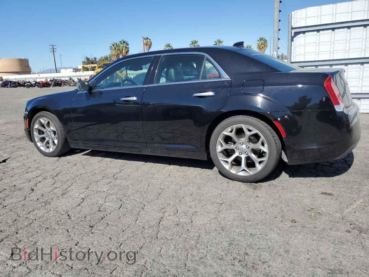 2016 CHRYSLER 300 - VIN: 2C3CCAPT2GH278189 - Фото 2