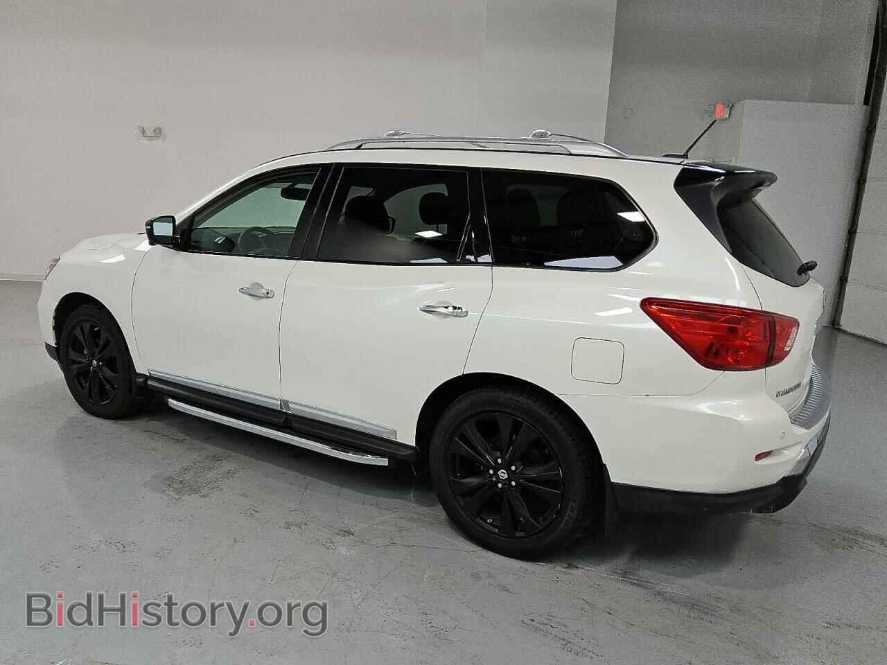 2017 NISSAN PATHFINDER - VIN: 5N1DR2MM8HC668604 - Фото 2