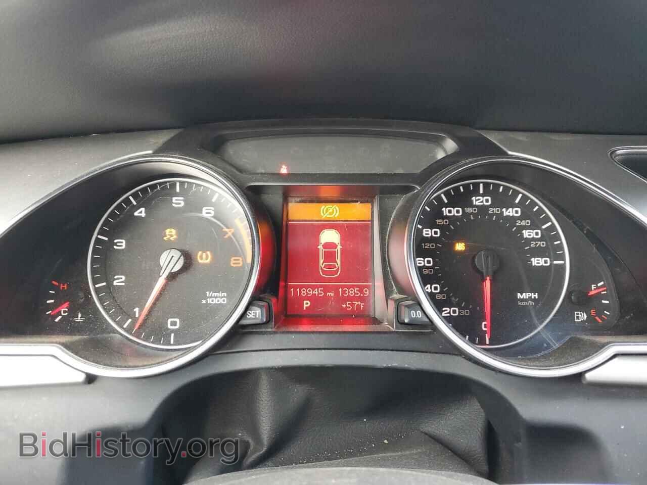 2011 AUDI A5 - VIN: WAUCFAFH3BN006926 - Фото 9
