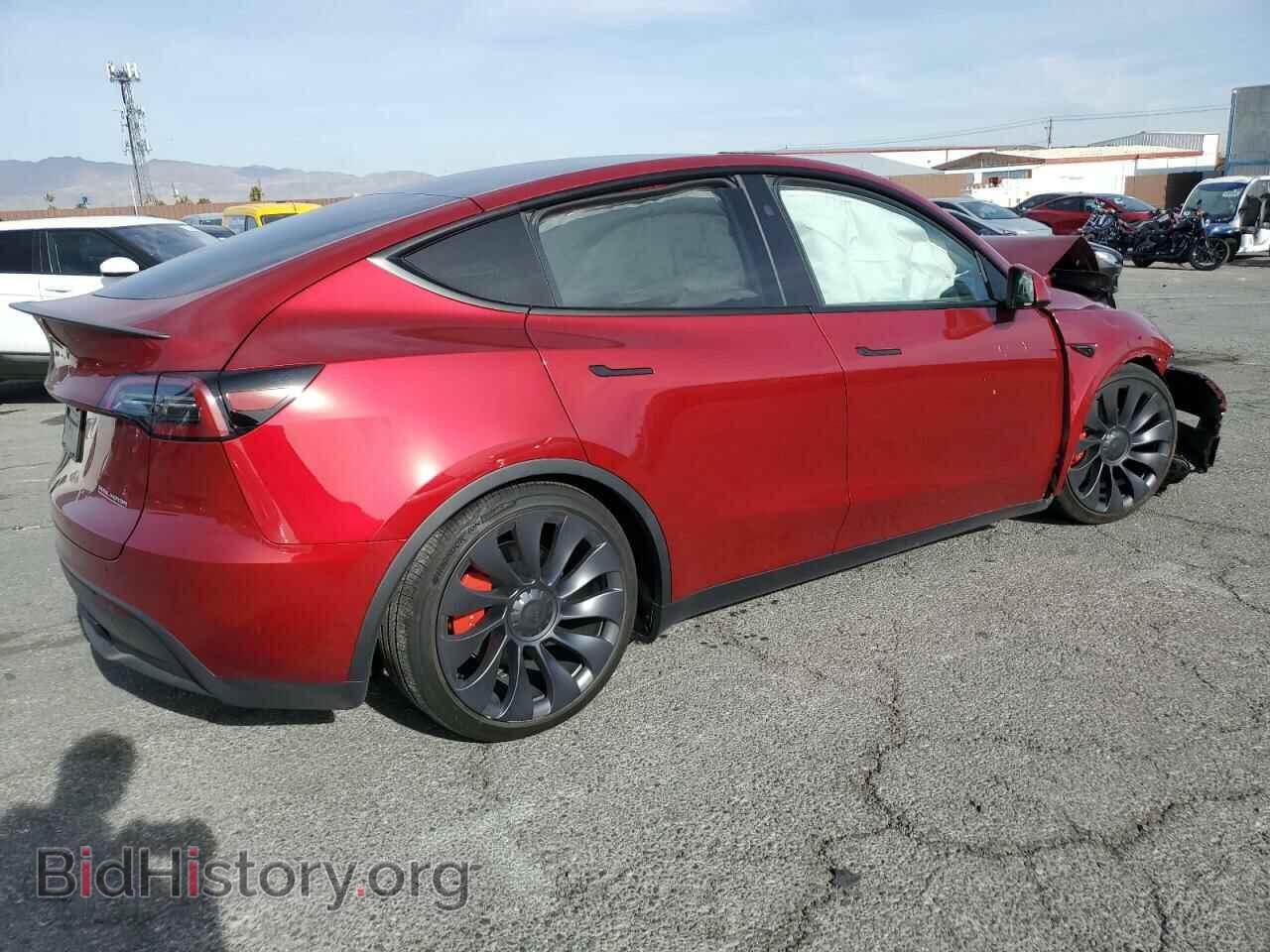 2024 TESLA MODEL Y - VIN: 7SAYGDEF7RF128112 - Photo 3