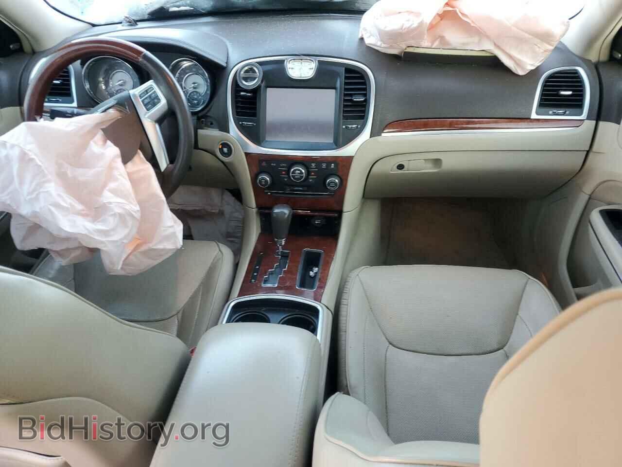 2011 CHRYSLER 300 - VIN: 2C3CA6CT2BH529861 - Фото 8